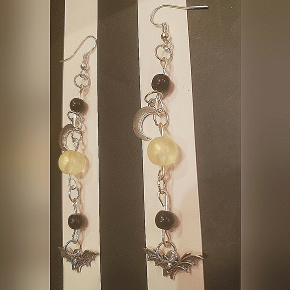 Handmade Bats & Moons Halloween Spooky Dangle Earrings - Picture 4 of 4